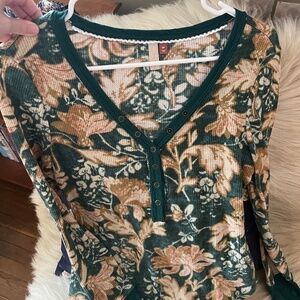 Anthropologie Pilcro Henley